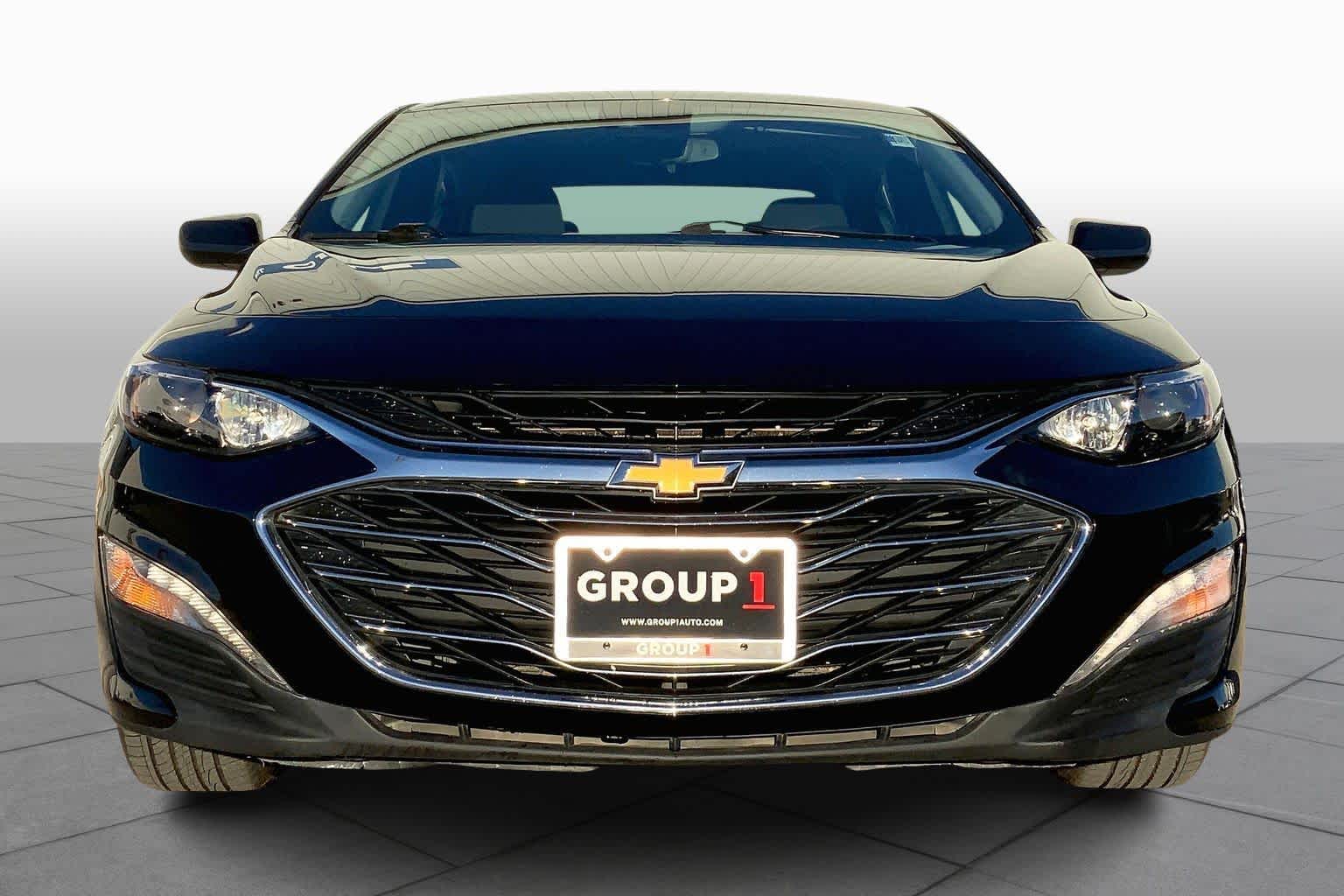 2023 Chevrolet Malibu 1LT photo 3