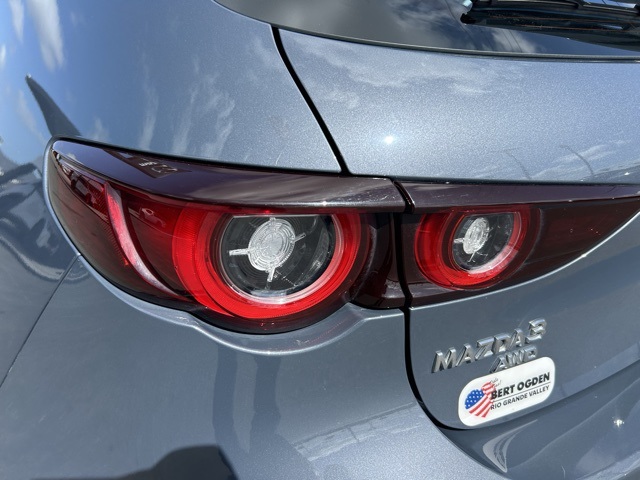 2025 Mazda Mazda3 2.5 s Carbon photo 7