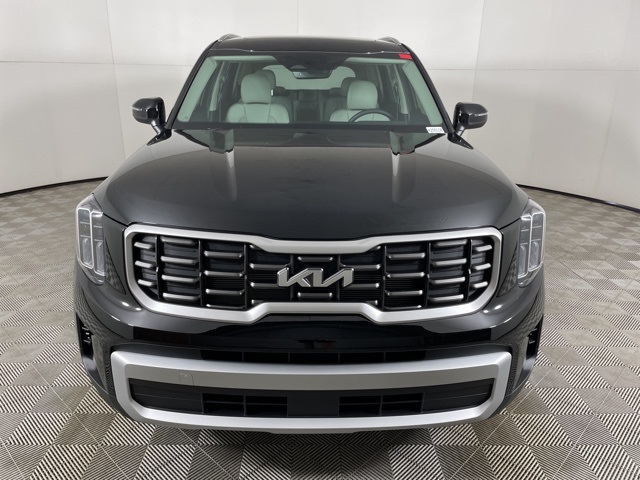 2025 Kia Telluride S photo 2