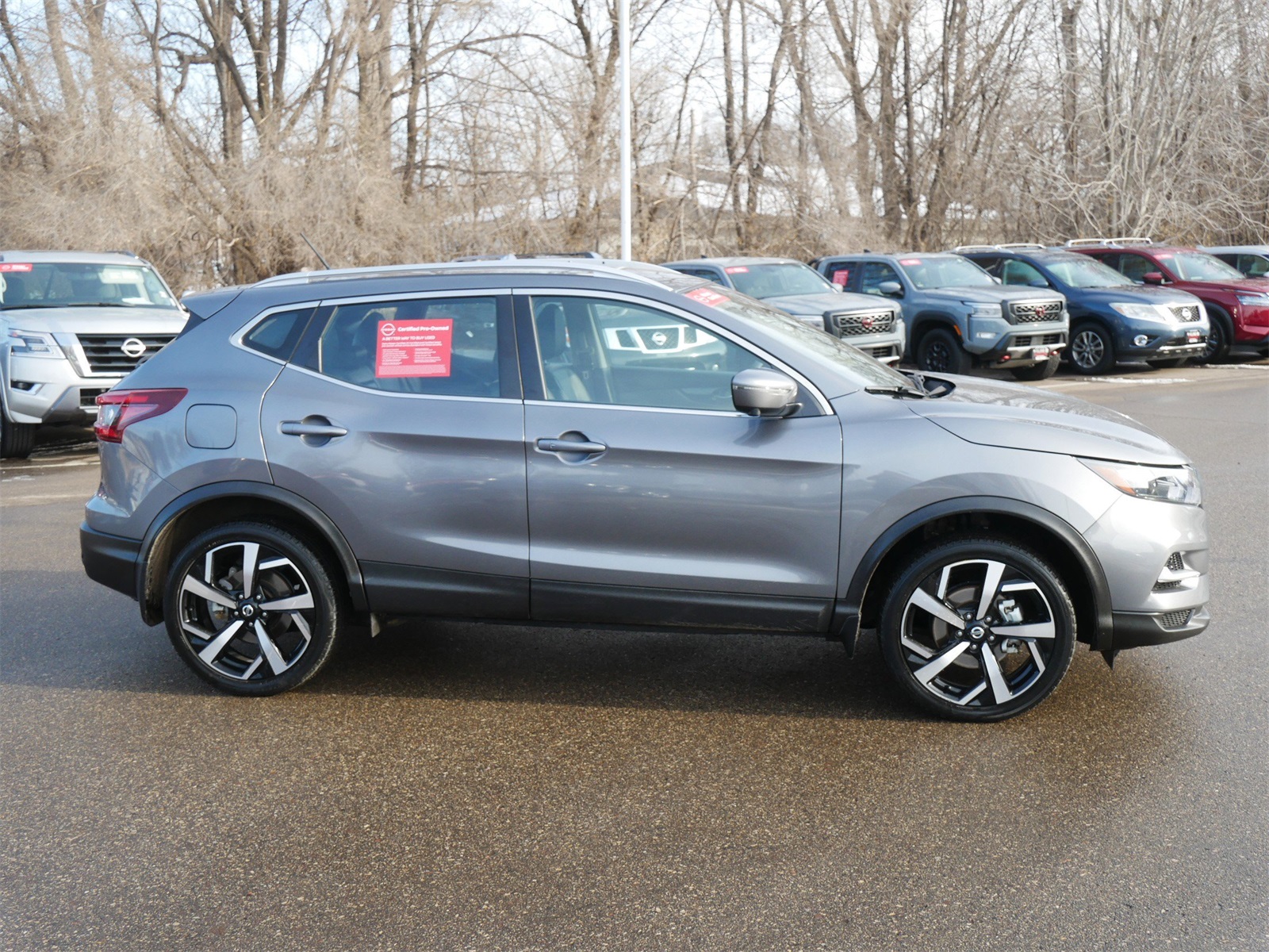 Certified 2022 Nissan Rogue Sport SL with VIN JN1BJ1CW8NW499441 for sale in Maplewood, Minnesota