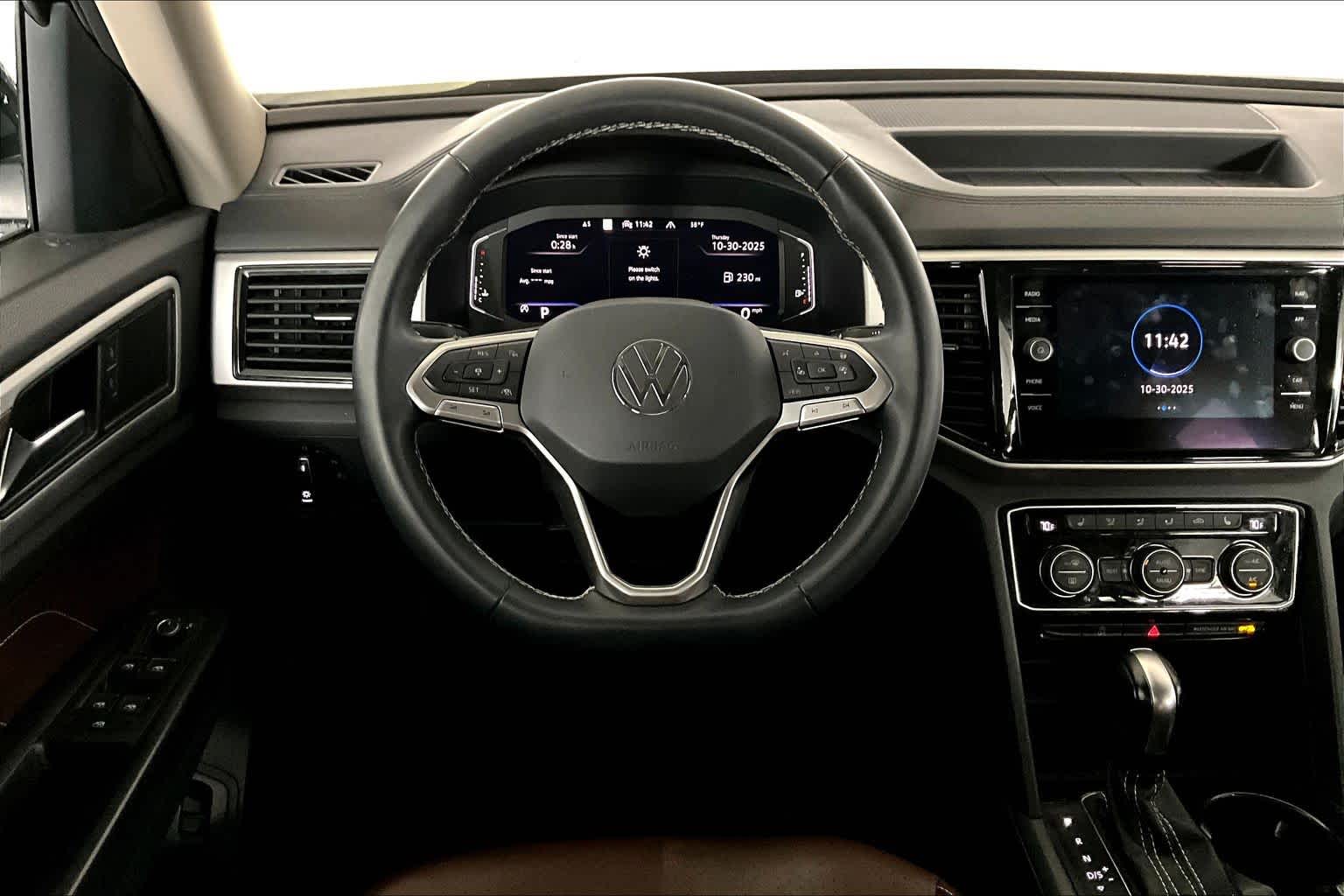 2022 Volkswagen Atlas V6 SEL photo 3