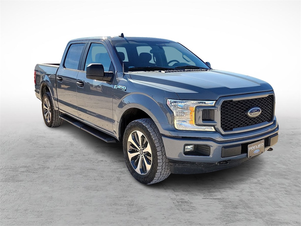 2020 Ford F-150 XL's photo