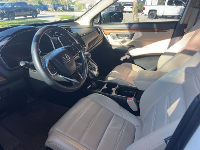 2017 Honda CR-V Touring photo 6