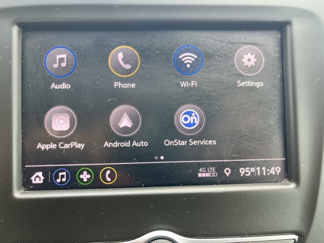 2020 Chevrolet Equinox LT photo 11