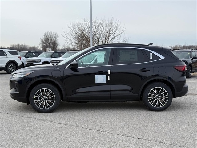 2025 Ford Escape Plug-In Hybrid photo 2
