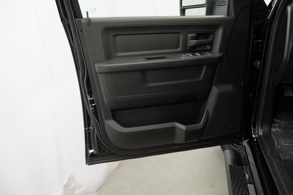 2026 Ram 3500 Tradesman photo 23