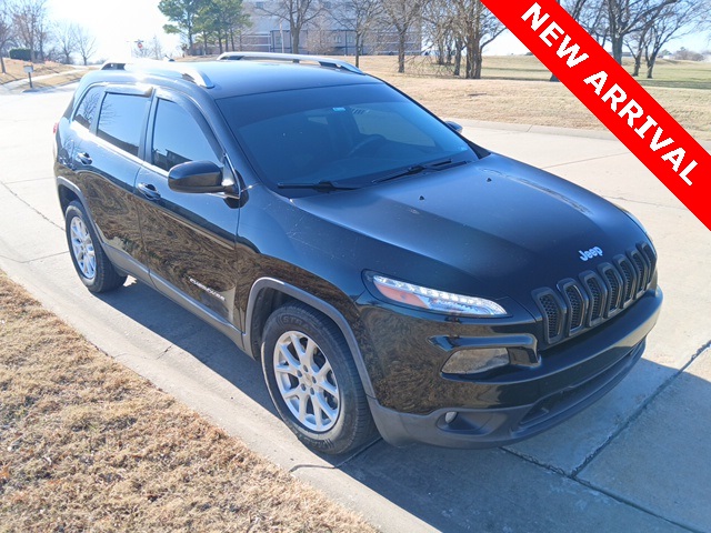 2017 Jeep Cherokee Latitude's photo