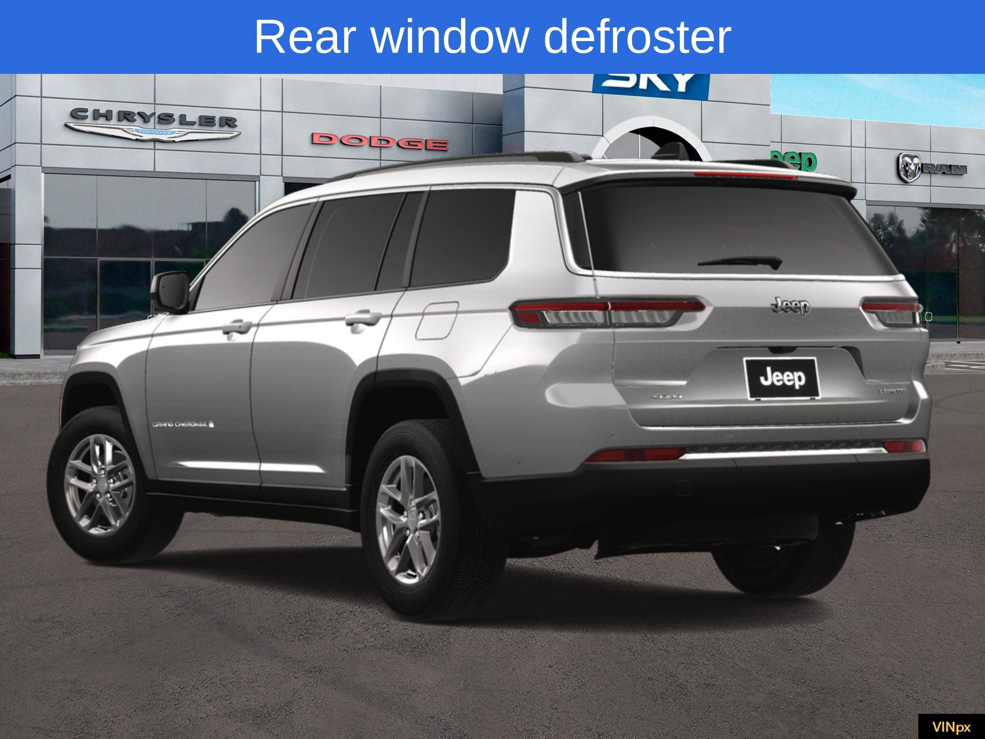 2025 Jeep Grand Cherokee Laredo photo 4