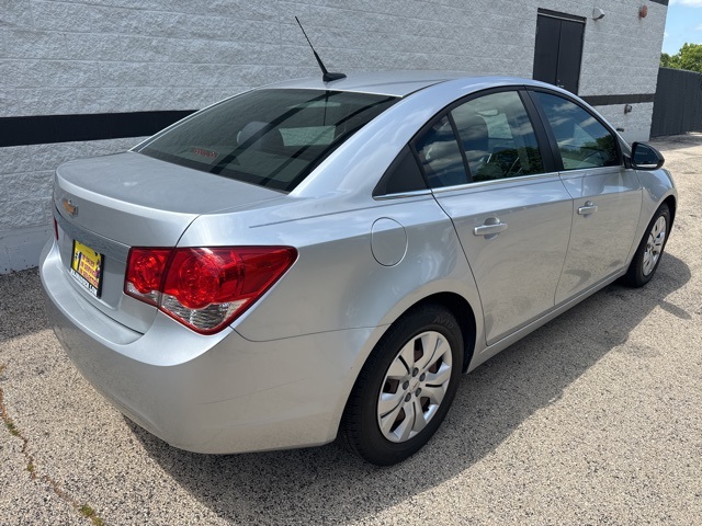 2012 Chevrolet Cruze LS photo 3
