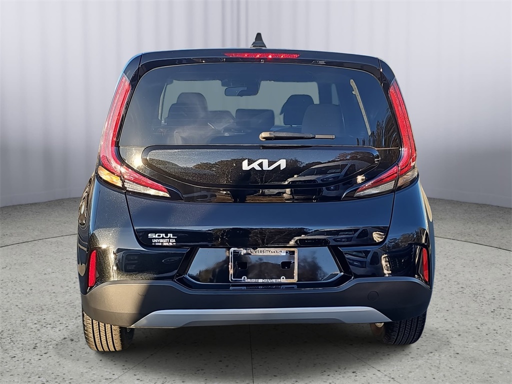 2025 Kia Soul LX photo 4