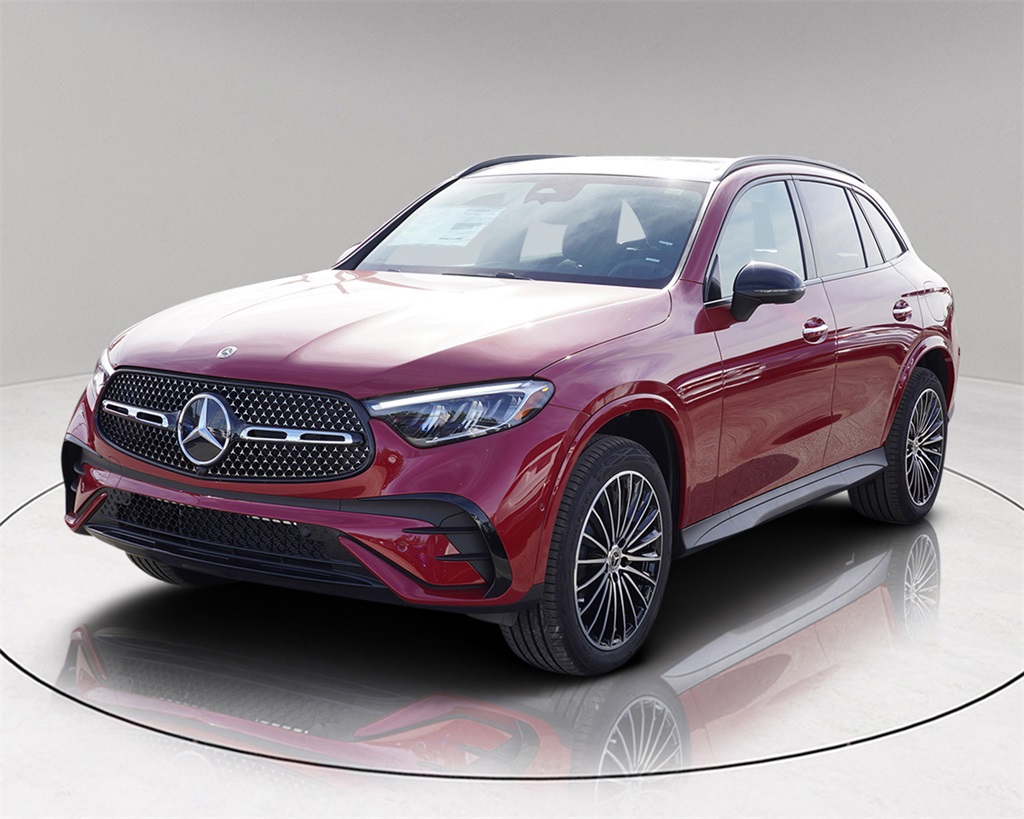2025 Mercedes Benz GLC 350e 4MATIC photo 3