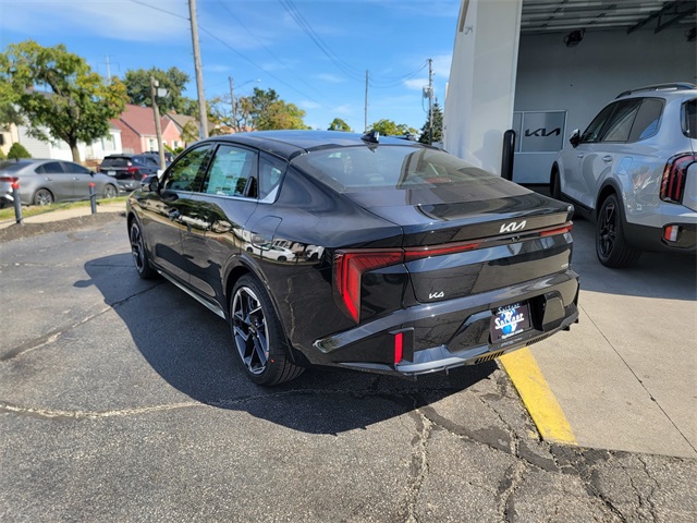 2025 Kia K4 GT-Line photo 5