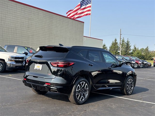 2023 Chevrolet Blazer RS photo 3
