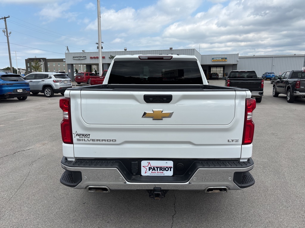 2023 Chevrolet Silverado 1500 LTZ photo 4