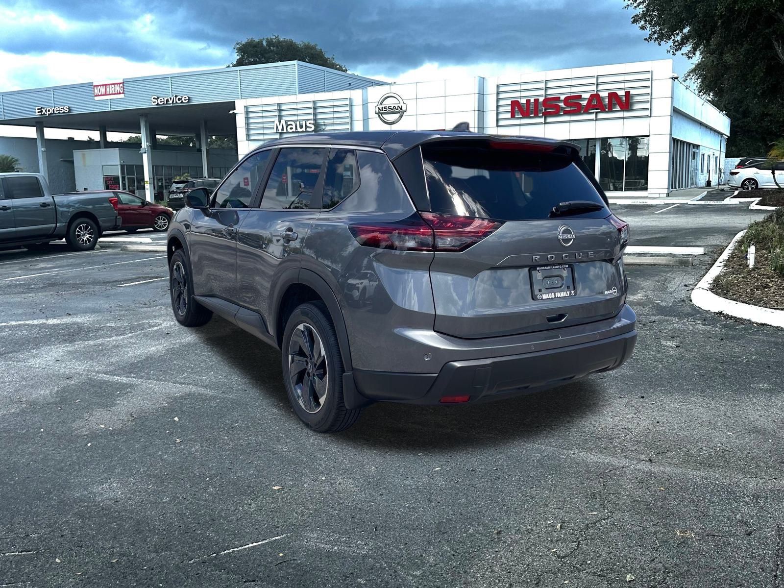 2026 Nissan Rogue SV photo 3