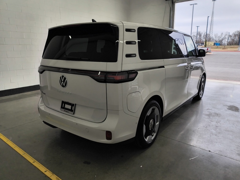2025 Volkswagen ID. Buzz Pro S photo 5
