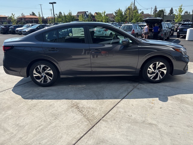 2025 Subaru Legacy Premium photo 4