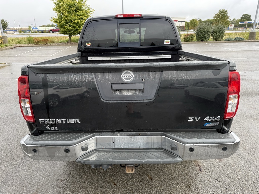 2017 Nissan Frontier SV photo 6