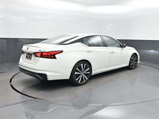 2022 Nissan Altima 2.5 SR photo 26