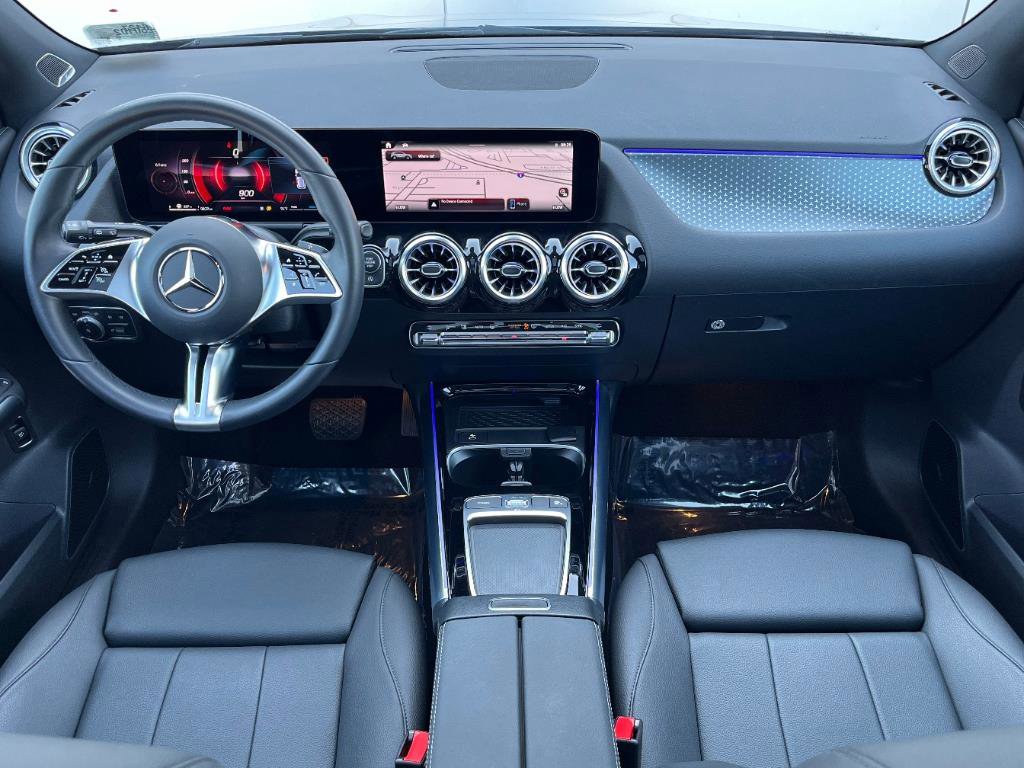 2025 Mercedes Benz GLA 250 4MATIC photo 4