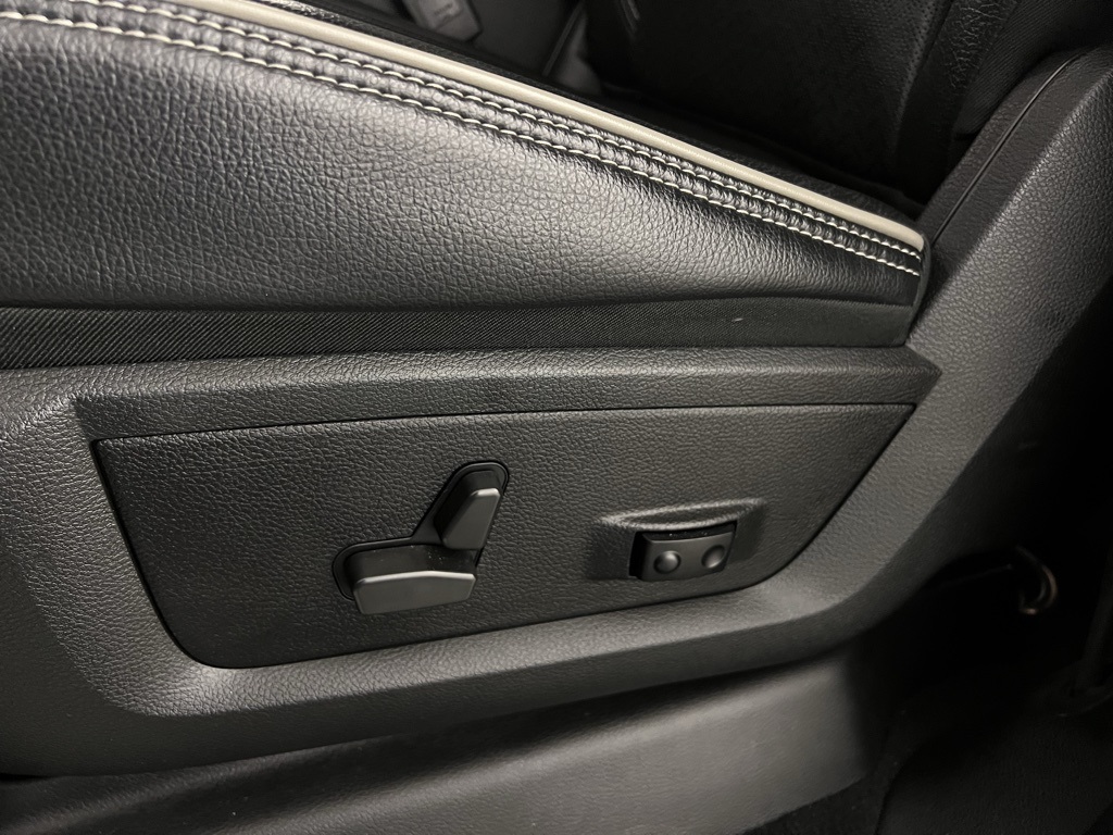 2022 Ram 2500 Laramie photo 22