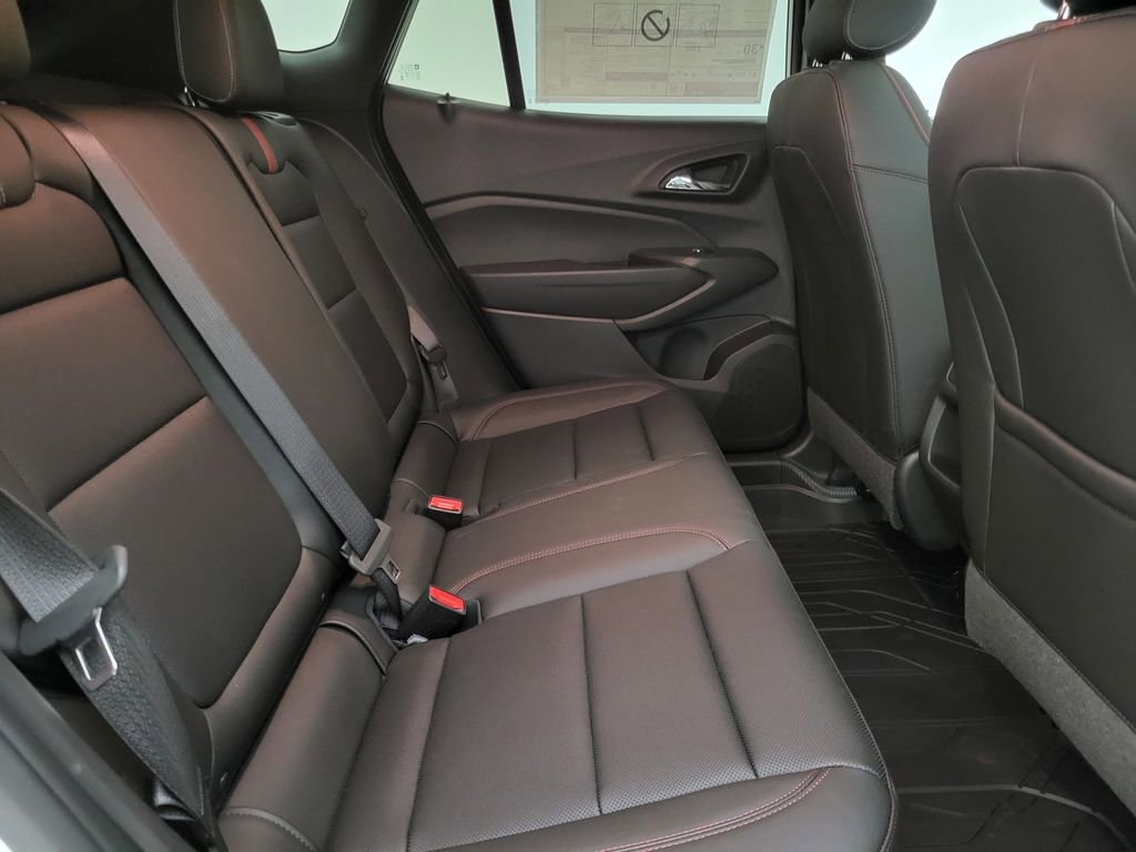 2025 Chevrolet Trax photo 33