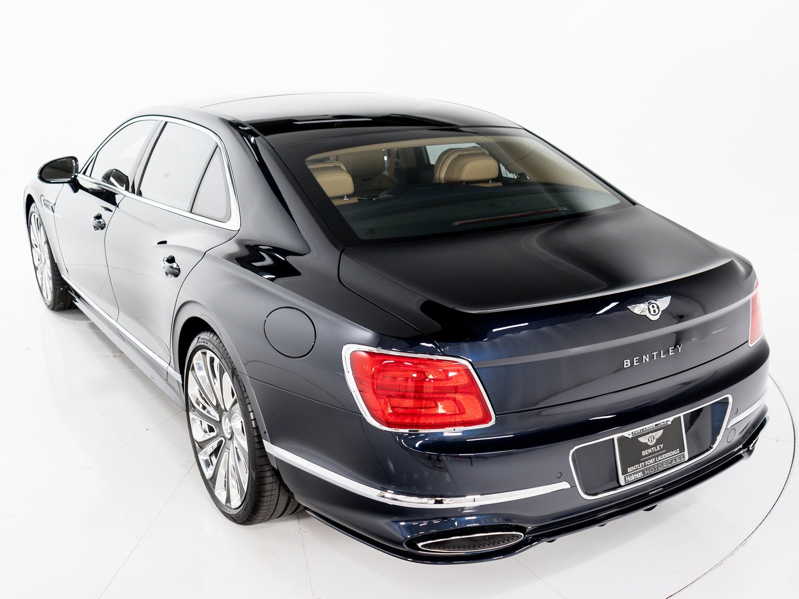 2025 Bentley Flying Spur Mulliner photo 39