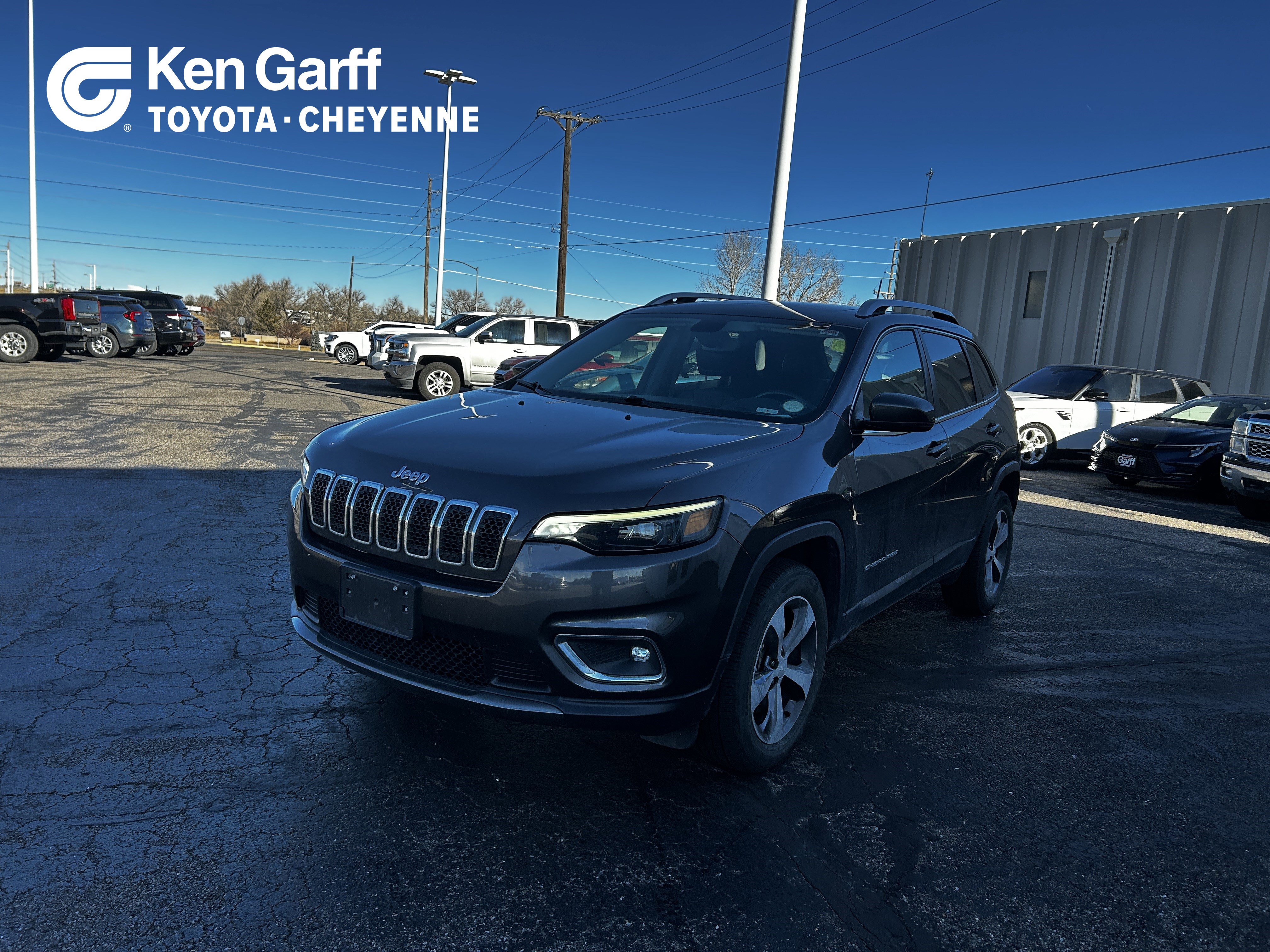 2019 Jeep Cherokee Limited's photo