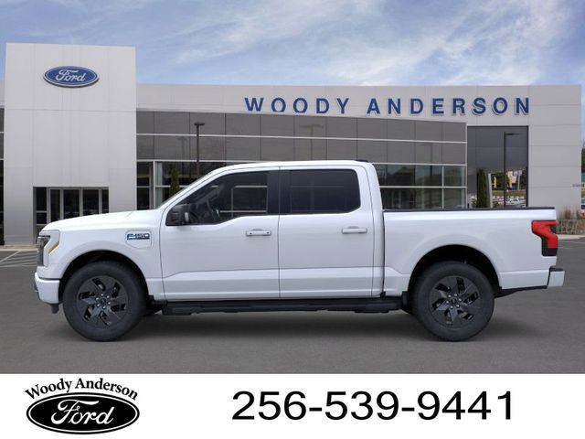 2025 Ford F-150 Lightning photo 3