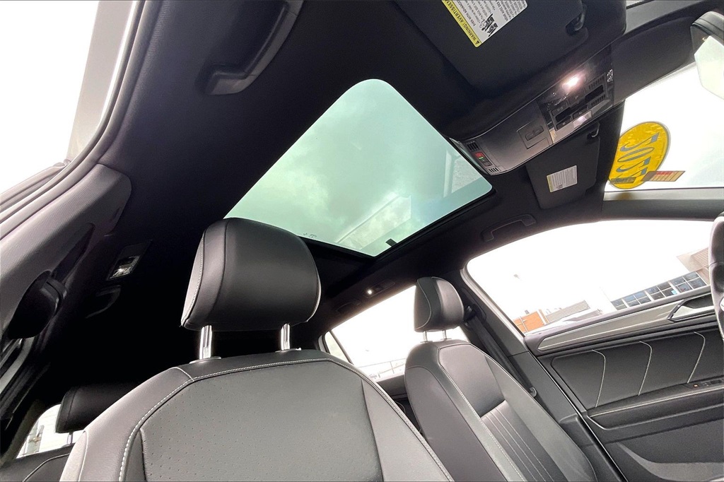 2022 VOLKSWAGEN TIGUAN - Image 20