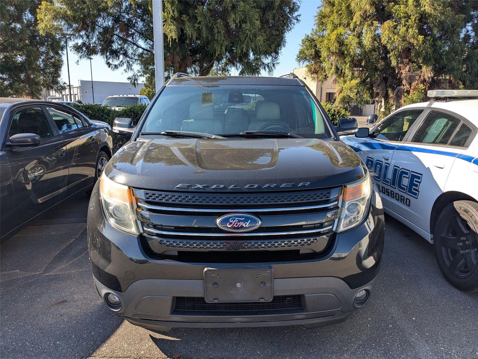 2015 Ford Explorer Limited photo 2