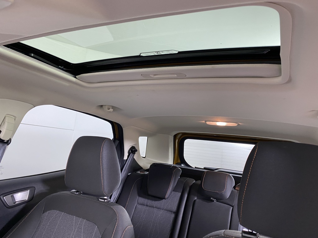 2022 Ford EcoSport SE photo 4