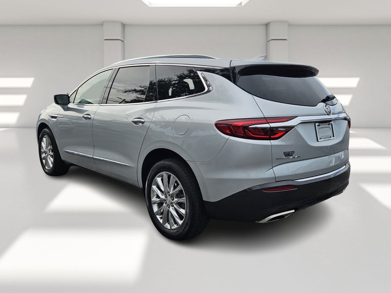 2021 Buick Enclave Premium photo 2