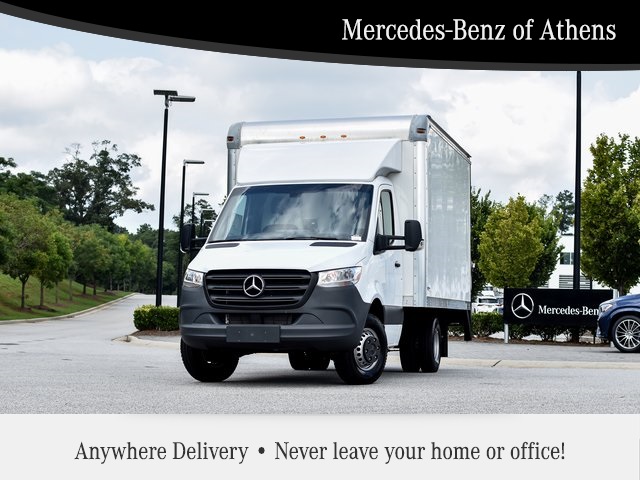 2024 Mercedes-Benz Sprinter Cab Chassis Base's photo