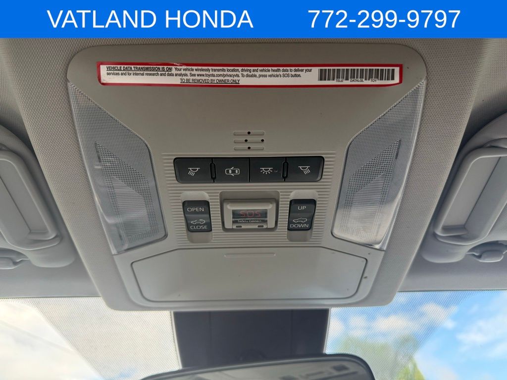2019 Toyota RAV4 XLE photo 21