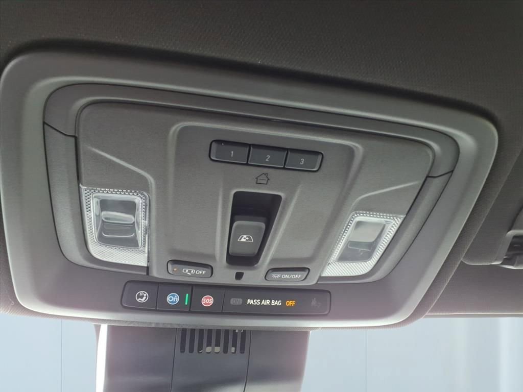 2025 Chevrolet Silverado 1500 RST photo 25