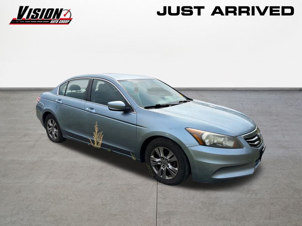 2011 Honda Accord LX-P photo 3