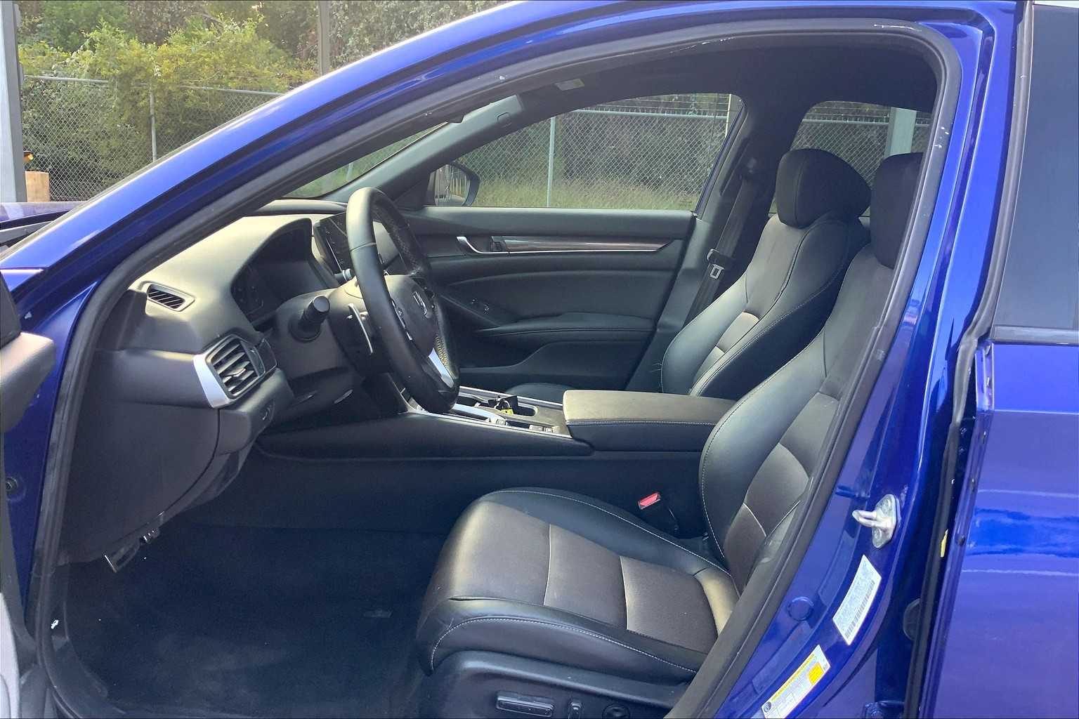 2019 Honda Accord Sport 1.5T photo 7