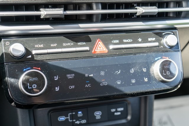 2025 Hyundai Tucson Hybrid Limited photo 28