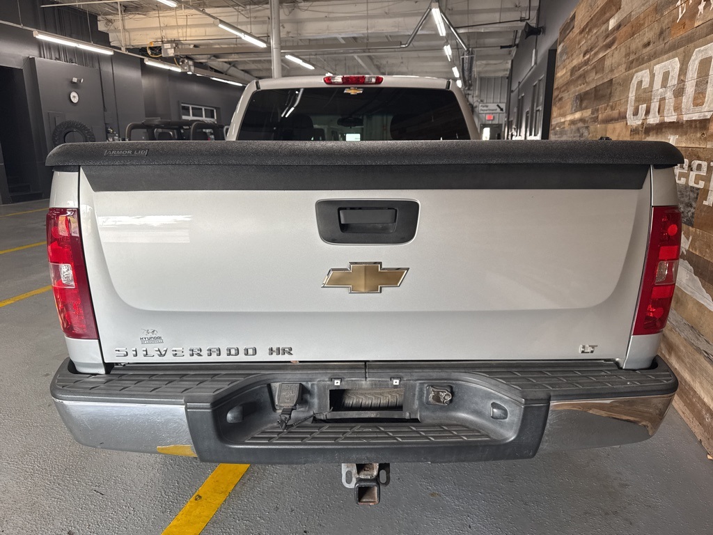 2010 Chevrolet Silverado 1500 LT photo 16