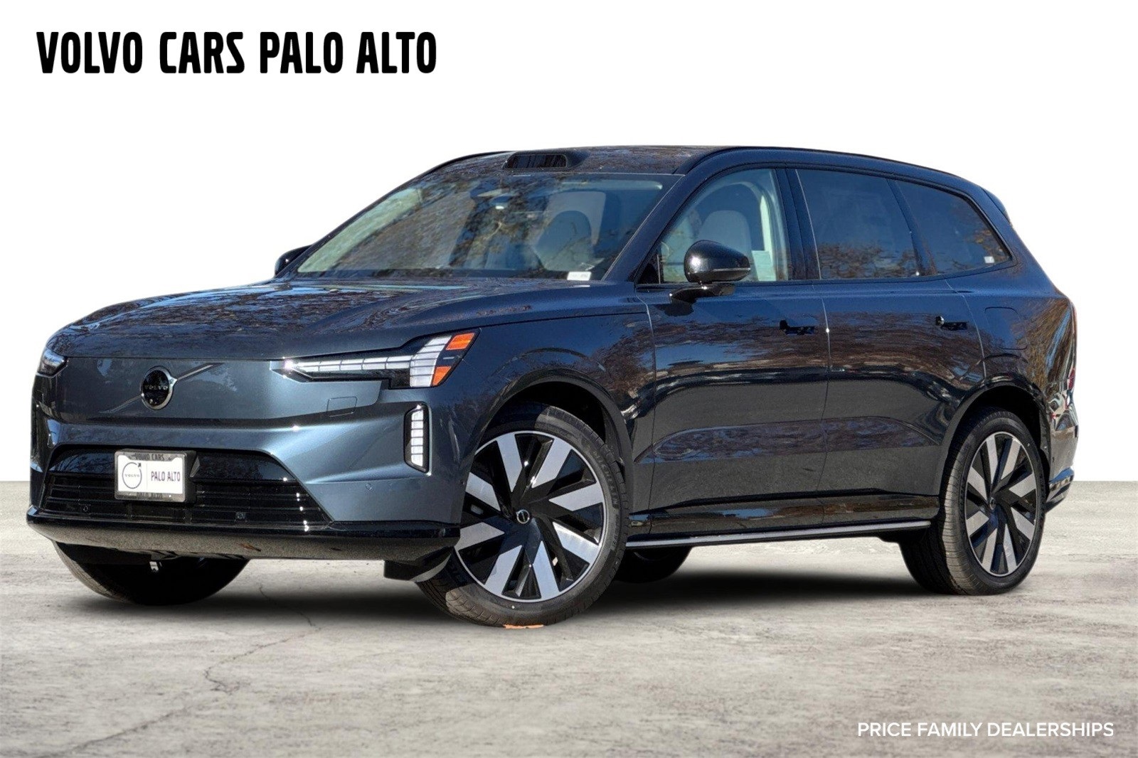 2025 Volvo EX90 Ultra's photo