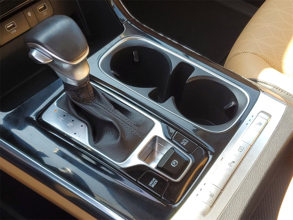 2022 Kia Carnival EX photo 16