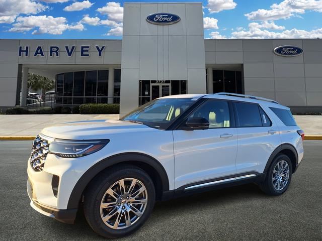 2026 Ford Explorer Platinum's photo