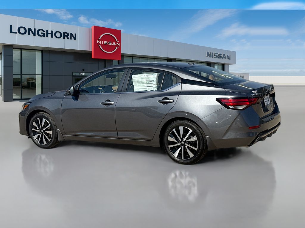 2025 Nissan Sentra SV photo 4