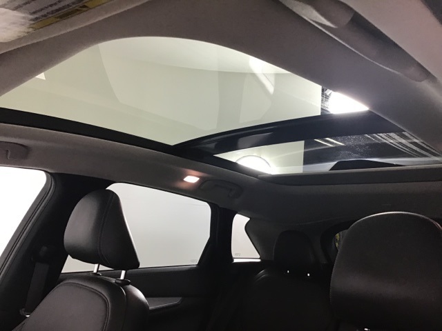 2019 Infiniti QX50 Luxe AWD photo 14