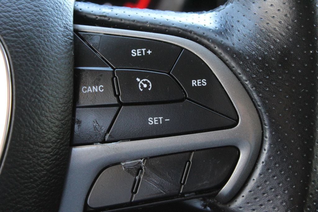 2022 Dodge Durango SXT photo 27