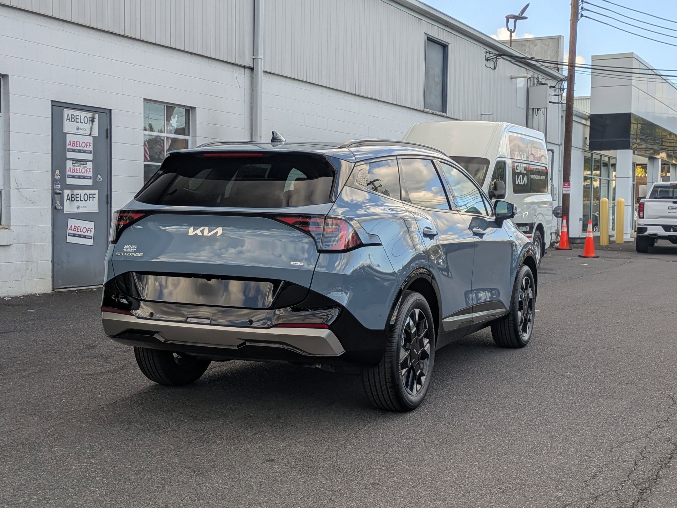 2026 Kia Sportage Hybrid SX Prestige photo 2