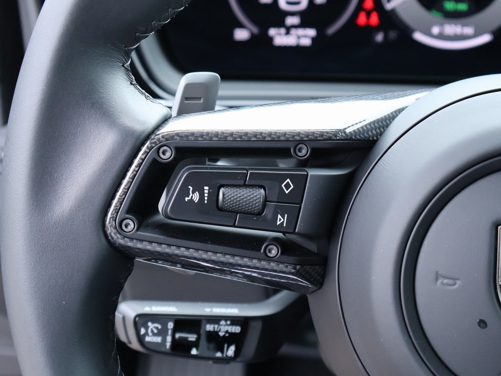 2025 Porsche Cayenne E-Hybrid Coupe Turbo photo 28