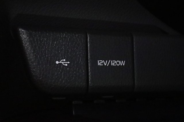 2023 Toyota Camry Hybrid LE photo 22