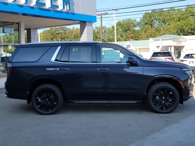 2025 Chevrolet Tahoe Premier photo 2